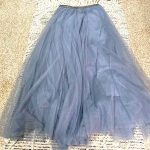 Chirwish long skirt